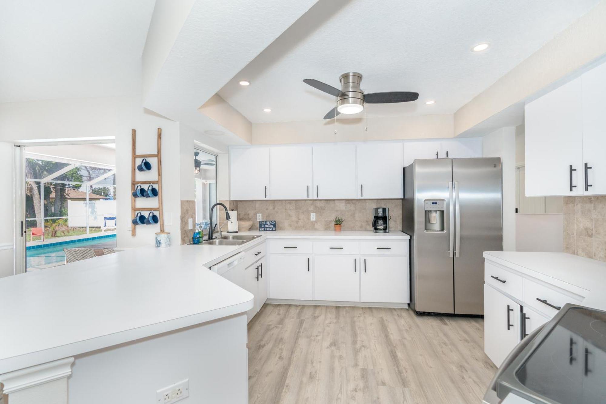 Beautiful Spacious Home! Close To Beaches - Heated Private Pool Ингълууд Екстериор снимка