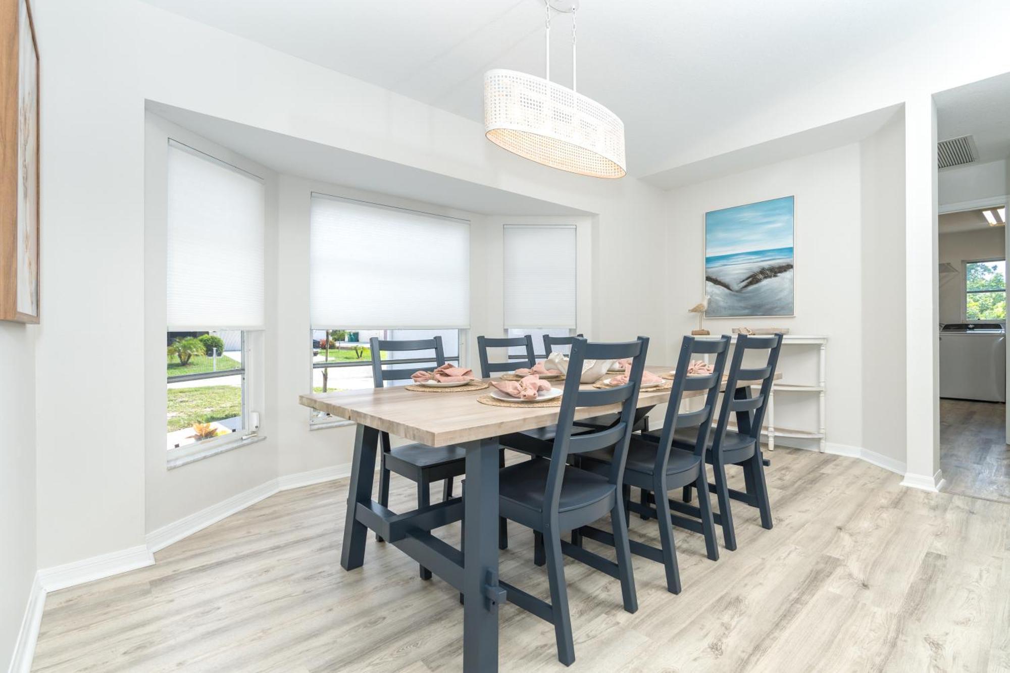Beautiful Spacious Home! Close To Beaches - Heated Private Pool Ингълууд Екстериор снимка
